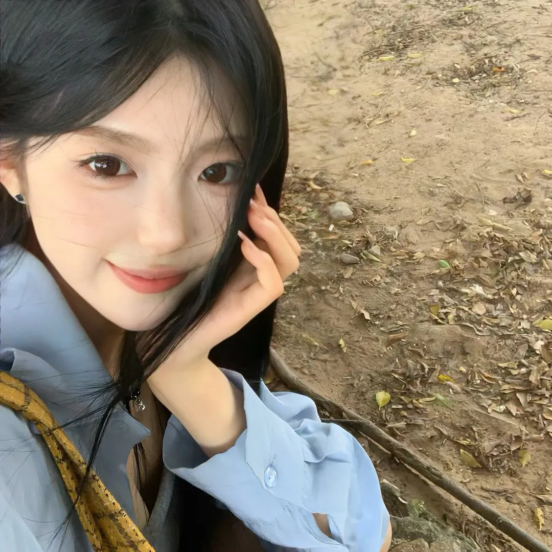 钢盔